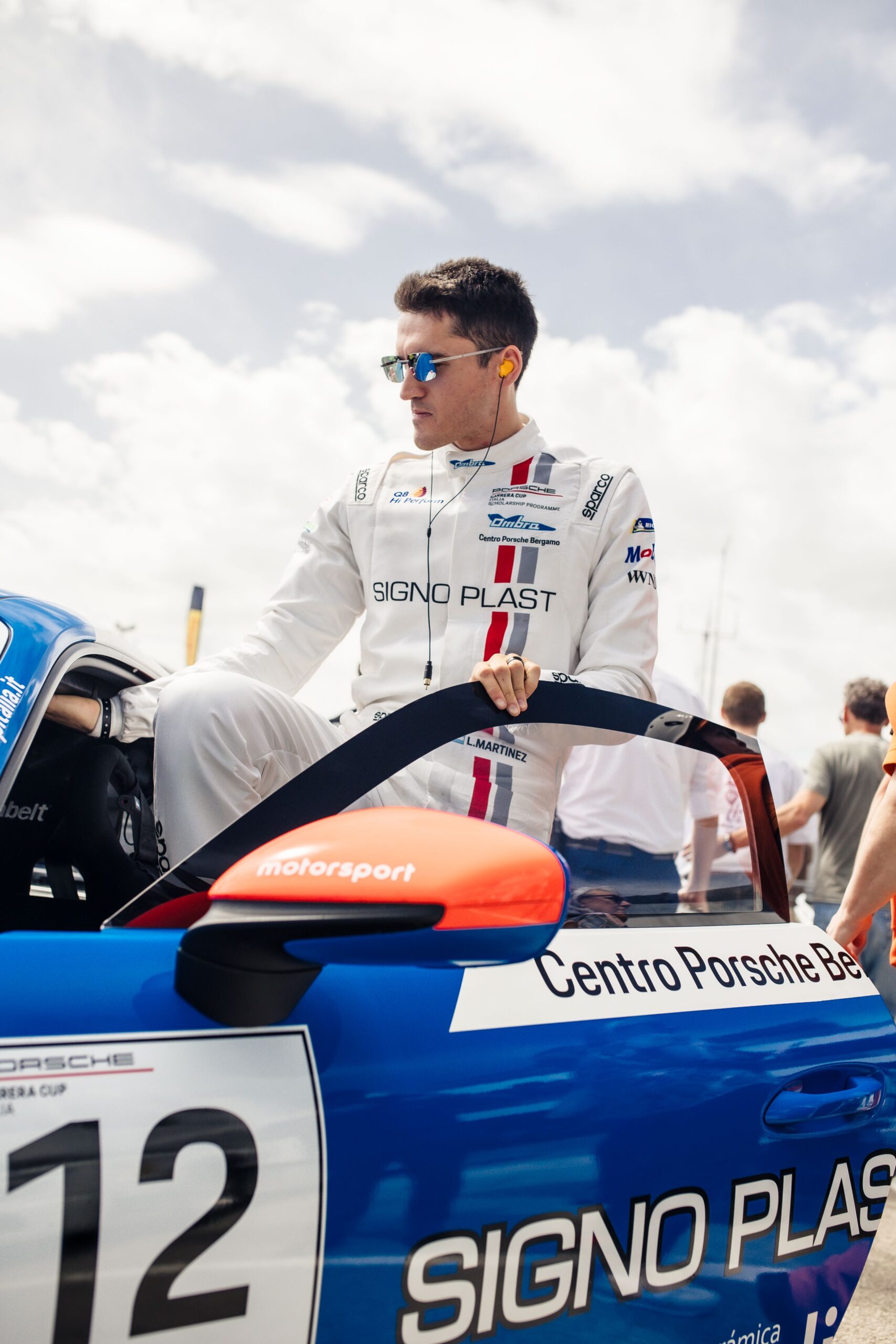 Luciano martinez perfil